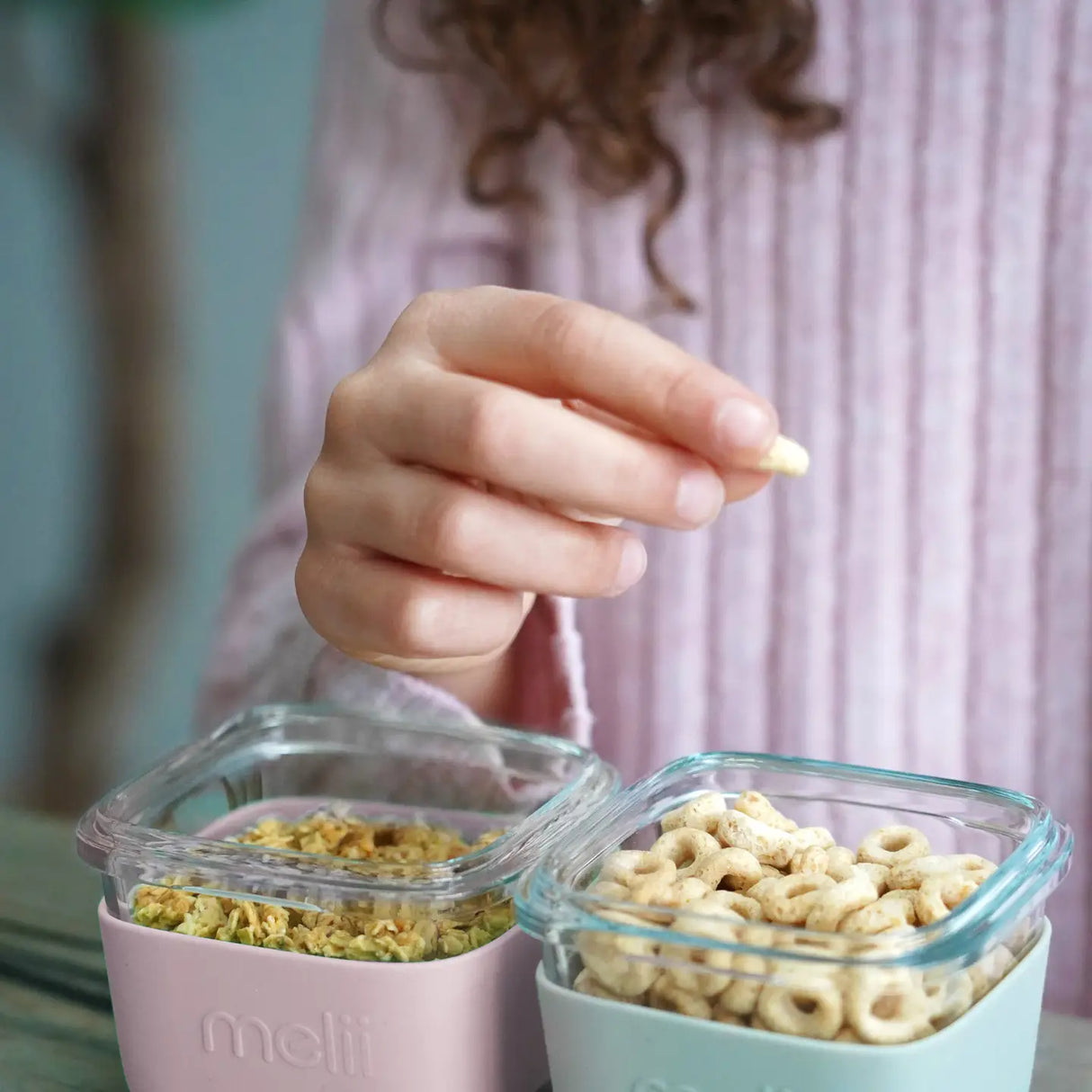 Melii Lebensmittelbehälterset aus Glas mit Silikonhülle Lila