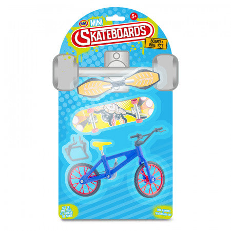 Mini Skateboard und Bike