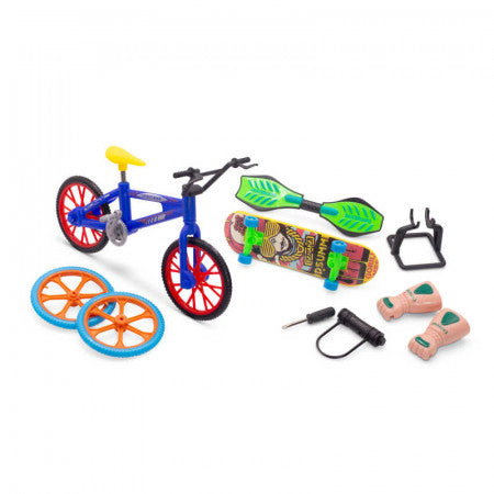 Mini Skateboard und Bike