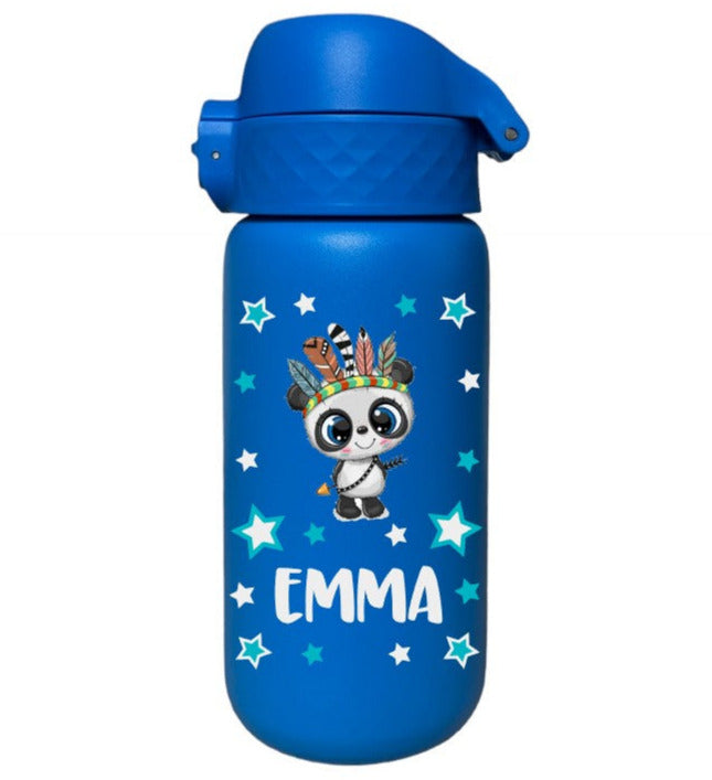 thermotrinkflasche panda, thermosflasche panda, thermotrinkflasche kinder panda, thermosflasche kinder panda, thermotrinkflasche kinder, trinkflasche metall kinder, trinkflasche isoliert, trinkflasche isoliert kinder, trinkflasche kinder isoliert personalisiert, thermotrinkflasche kinder personalisiert, thermotrinkflasche kinder beschriftet