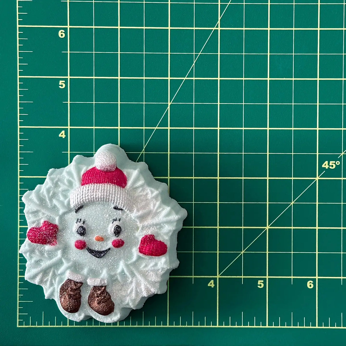 Badekugel handgemacht Weihnachten Schneeflockengesicht