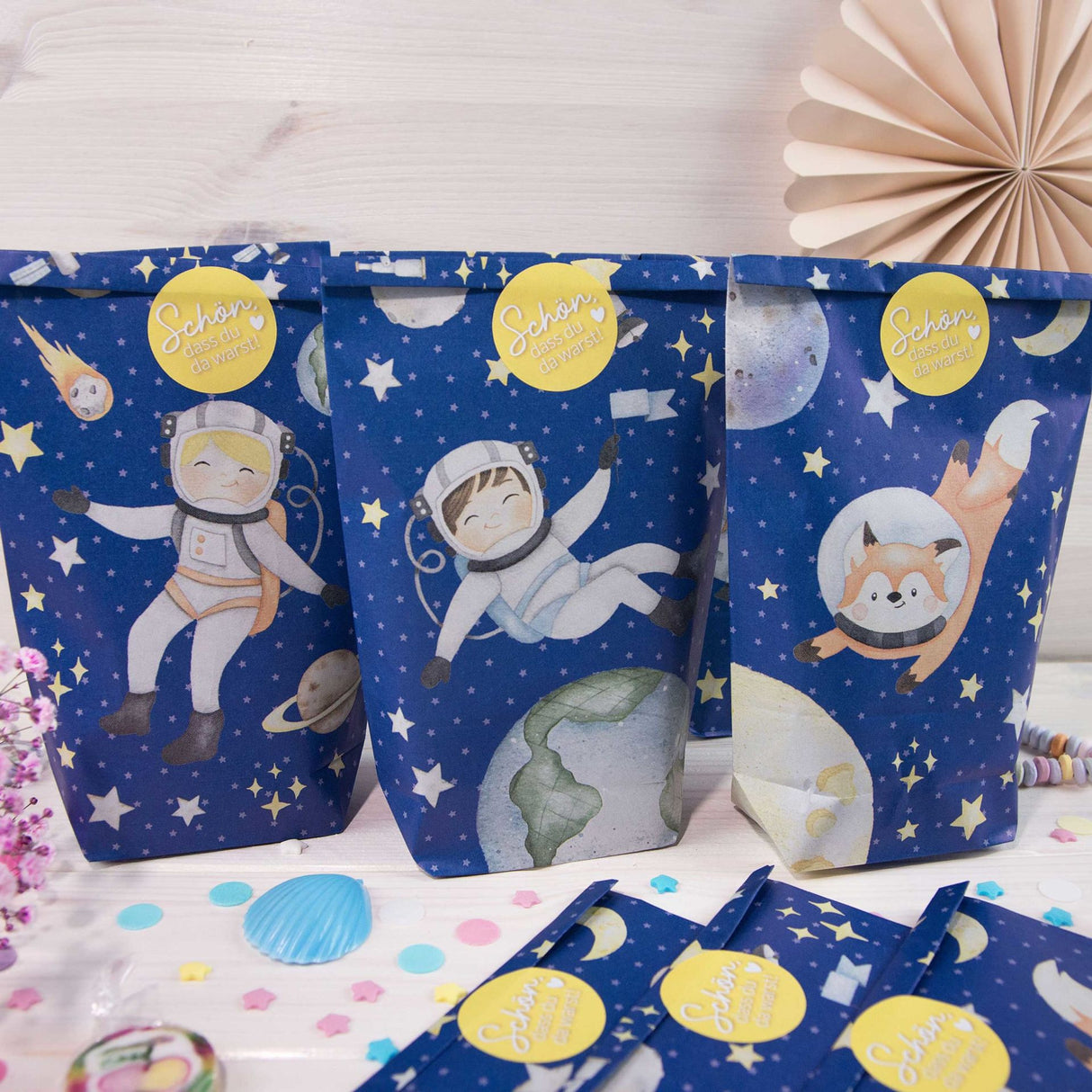Geschenktüten Space