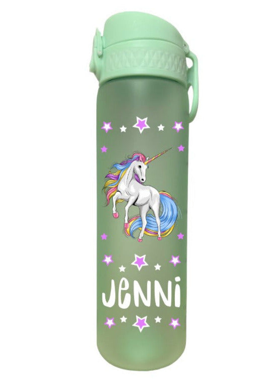 trinkflasche, trinkfasche kinder, trinkflasche personalisiert, trinkflasche bpa frei, trinkflasche sport, trinkflasche kinder personalisiert, trinkflasche auslaufsicher, wasserflasche, wasserflasche personalisiert, wasserflasche kinder, trinkflasche kinder kaufen, trinkflasche mit name, trinkflasche kinder mit name, trinkflasche mint, trinkflasche personalisiert einhorn, trinkflasche mädchen, trinkflasche kindergarten, trinkflasche schule, trinkflasche beschriftet, trinkflasche bedruckt, ohne strohhalm