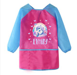 malschürze, malschürze pink, malschürze mädchen, malschürze delfin, malschürze kaufen, malschürze mit name, malschürze kinder, malschürze kinder kaufen, malschürze personalisiert, malschürze kinder personalisiert, malschürze kindergarten, malschürze spielgruppe, malschürze schulemalschürze  mit name, malschürze kinder mit name