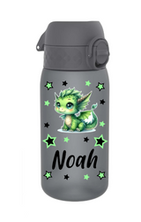 trinkflasche kinder, trinkflasche kinder personalisiert, trinkflasche kinder mit name, trinkflasche kinder auslaufsicher, trinkflasche kinder leicht, trinkflasche kinder grau,trinkflasche kinder bedruckt, trinkflasche kinder beschriftet, trinkflasche, trinkflasche junge,trinkflasche personalisiert, trinkflasche kaufen, trinkflasche kinder unterwegs, trinkflasche kinder kindergarten, trinkflasche kinder ohne strohhalm, trinkflasche kinder ab 3 Jahren,trinkflasche kinder kaufen,trinkflasche drache