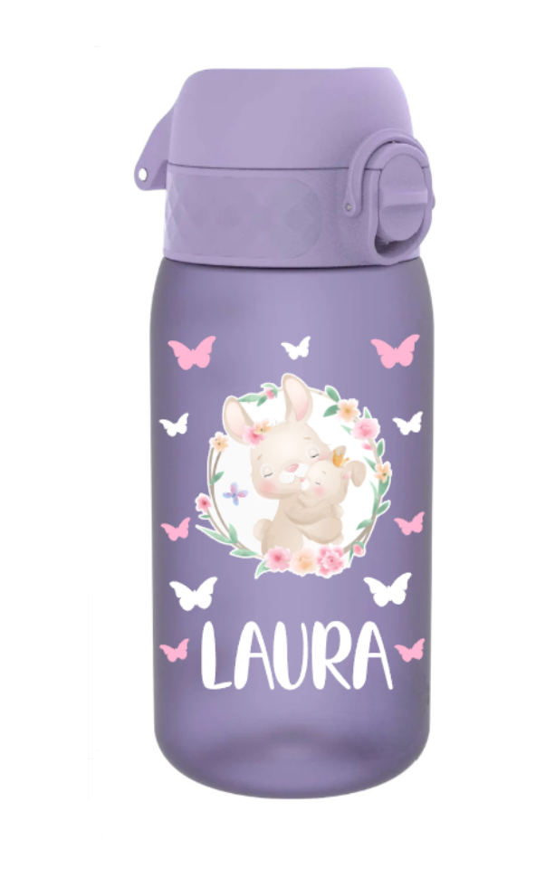 trinkflasche, trinkflasche kinder, trinkflasche personalisiert, trinkflasche kinder personalisiert, trinkflasche kaufen,trinkflasche auslaufsicher, trinkflasche kinder auslaufsicher, trinkflasche meerjungfrau,trinkflasche kinder meerjungfrau, trinkflasche kinder personalisiert meerjungfrau, trinkflasche kinder violett, trinkflasche kaufen, trinkflasche kinder ohne strohhalm, trinkflasche kinder bedruckt, trinkflasche kinder beschriftet, trinkflasche beschriftet, trinkflasche bedruckt