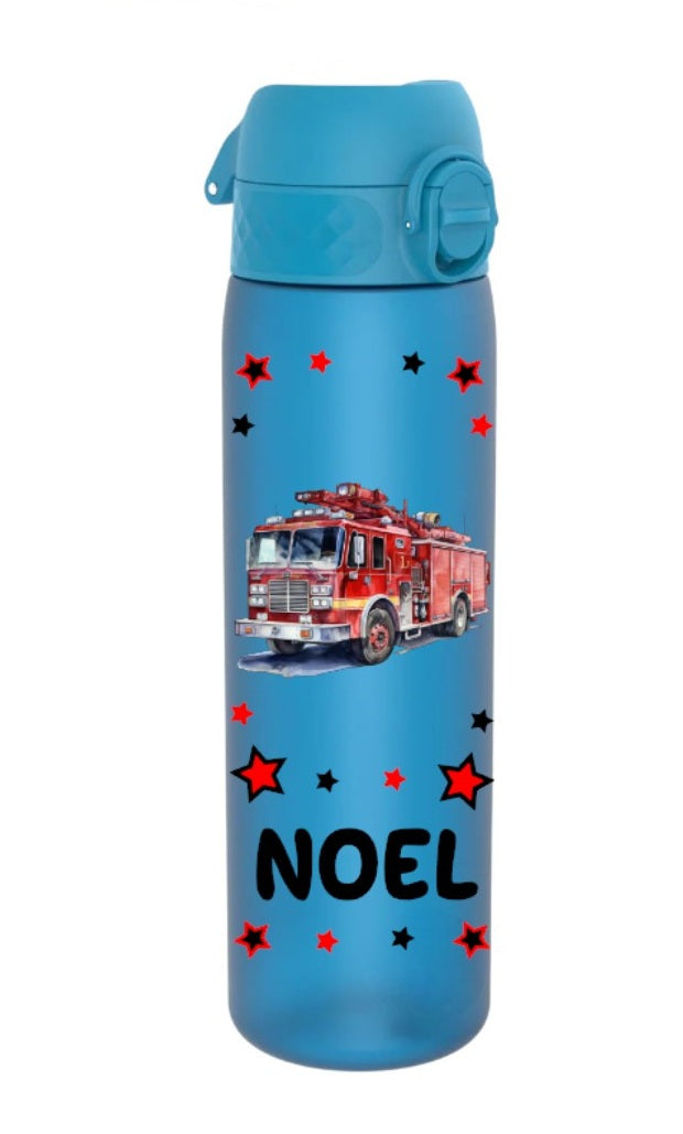trinkflasche, trinkfasche kinder, trinkflasche personalisiert, trinkflasche bpa frei, trinkflasche sport, trinkflasche kinder personalisiert, trinkflasche auslaufsicher, wasserflasche, wasserflasche personalisiert, wasserflasche kinder, trinkflasche kinder kaufen, trinkflasche mit name, trinkflasche kinder mit name, trinkflasche blau, trinkflasche personalisiert feuerwehr, trinkflasche junge, trinkflasche kindergarten, trinkflasche schule, trinkflasche beschriftet, trinkflasche bedruckt, ohne strohhalm