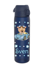 trinkflasche, trinkfasche kinder, trinkflasche personalisiert, trinkflasche bpa frei, trinkflasche sport, trinkflasche kinder personalisiert, trinkflasche auslaufsicher, wasserflasche, wasserflasche personalisiert, wasserflasche kinder, trinkflasche kinder kaufen, trinkflasche mit name, trinkflasche kinder mit name, trinkflasche dunkelblau, trinkflasche personalisiert bär, trinkflasche junge, trinkflasche kindergarten, trinkflasche schule, trinkflasche beschriftet, trinkflasche bedruckt, ohne strohhalm