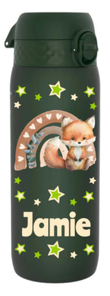 trinkflasche, sport trinkflasche, wasserflasche, trinkflasche personalisiert, sport trinkflasche personalisiert, wasserflasche personalisiert, trinkflasche auslaufsicher, trinkflasche mit name, trinfklasche kohlensäure, trinkflasche kaufen, trinkflasche personalisiert kinder, sport trinkflasche kinder kaufen, trinkflasche schule, trinkflasche bedruckt, trinkflasche beschriftet, trinkflasche dunkelgrün, trinkflasche erwachsene, trinkflasche erwachsene personalisiert, mit motiv, fuchs, trinkflasche schweiz