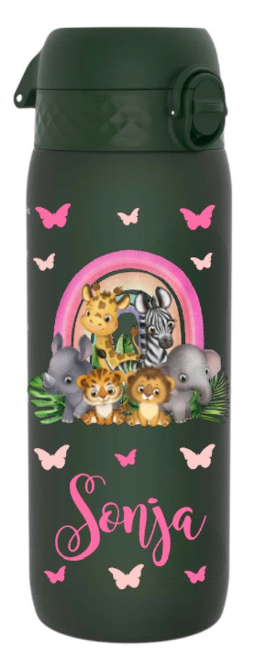 trinkflasche, sport trinkflasche, wasserflasche, trinkflasche personalisiert, sport trinkflasche personalisiert, wasserflasche personalisiert, trinkflasche auslaufsicher, trinkflasche mit name, trinfklasche kohlensäure, trinkflasche kaufen, trinkflasche personalisiert kinder, sport trinkflasche kinder kaufen, trinkflasche schule, trinkflasche bedruckt, trinkflasche beschriftet, trinkflasche dunkelgrün, trinkflasche erwachsene, trinkflasche erwachsene personalisiert, mit motiv, zootiere, trinkflasche schweiz