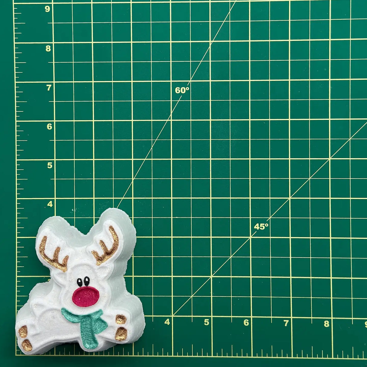 Badekugel handgemacht Weihnachten Rentier Weiss