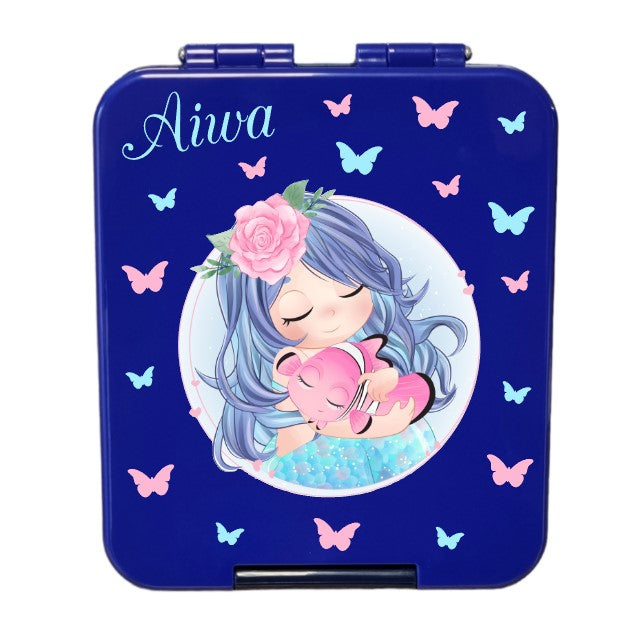 znünibox kindergarten, lunchbox kindergarten, brotdose kindergarten, znünibox kinder kindergarten, lunchbox kinder kindergarten, brotdose kinder kindergarten, znünibox waldkindergarten, lunchbox waldkindergarten, brotodse waldkindergarten, znünibox kinder mit name, lunchbox kinder mit name, brotdose mit name, znünibox personalisiert schweiz, lunchbox personalisiert schweiz, brotdose personalisiert schweiz, znünibox dunkelblau, lunchbox dunkelblau, brotdose dunkelblau